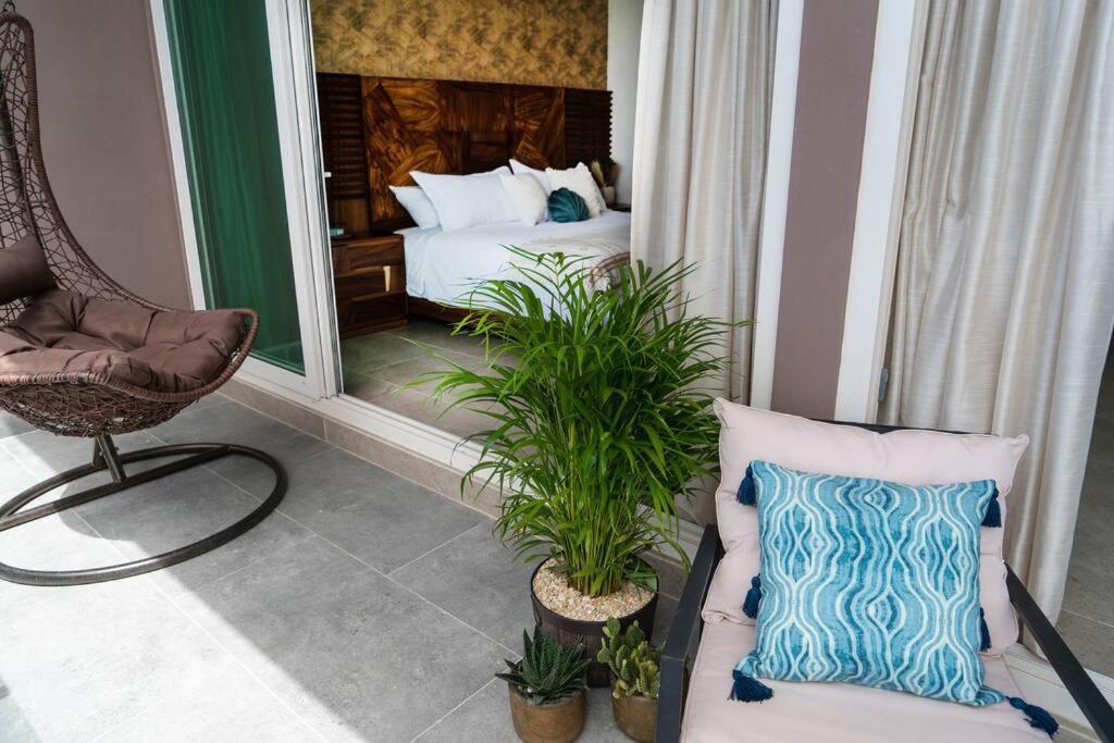 Hotel Suite Luxe Sunset Тихуана Экстерьер фото